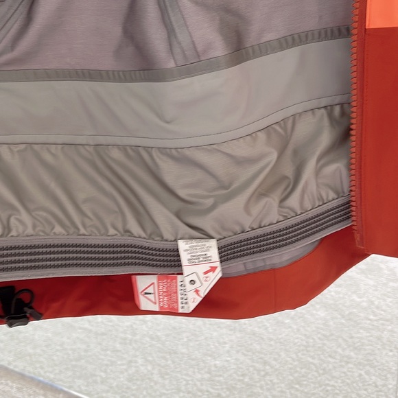 New Arc’Teryx sentinel LT women jacket - Picture 6 of 10